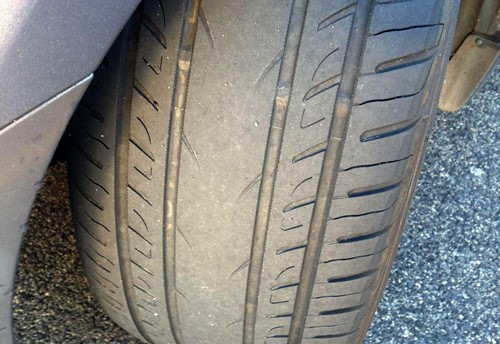 Signs You Should Replace Car Tires