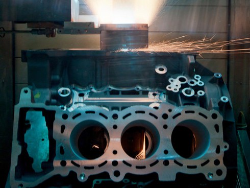 Fuel Saving Engine Thanks to Reducing Friction ensures Garage Thanh Phong Auto HCM 2022