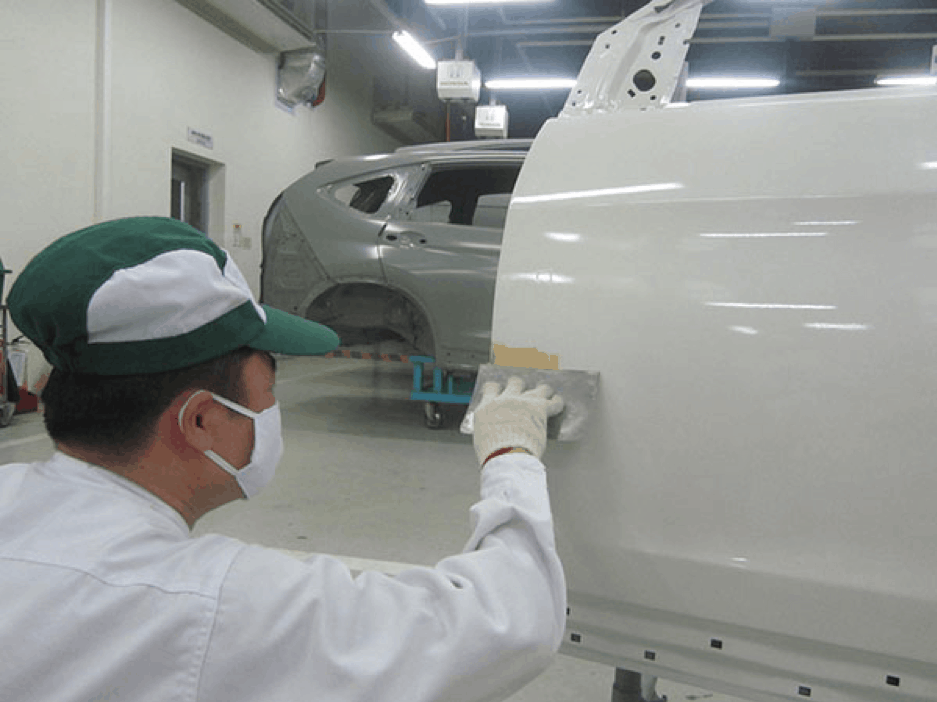 Genuine Car Paint Service Process Thanh Phong Auto HCM Garage 2023