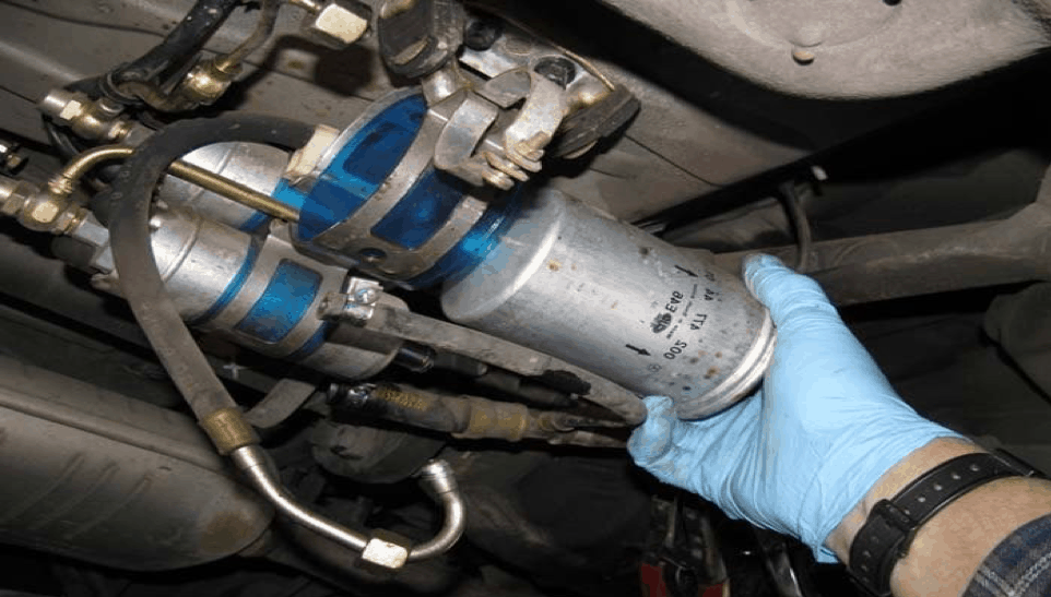 The Fuel Filter Should Be Replaced Every 40000 Km To Help The Fuel System Work Well.