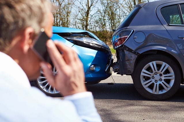 Bảo hiểm dân sự bắt buộc xe ô tô sẽ giúp chi trả các khoản phí thiệt hại cho bên thứ ba