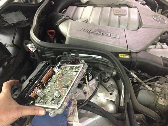 We assist car owners with many problems related to black boxes