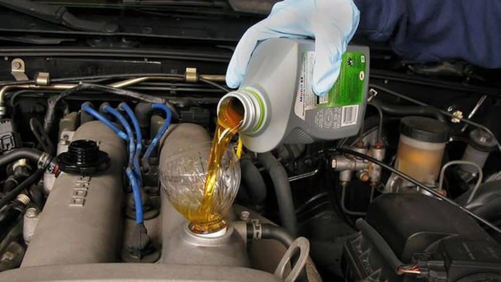 Engine Oil Consumption Due to Internal Causes