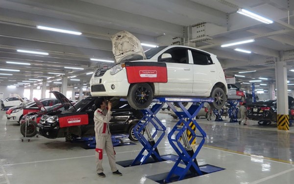 What Car Service Center Offers For Prestigious Customers Garage Thanh Phong Auto HCM 2022