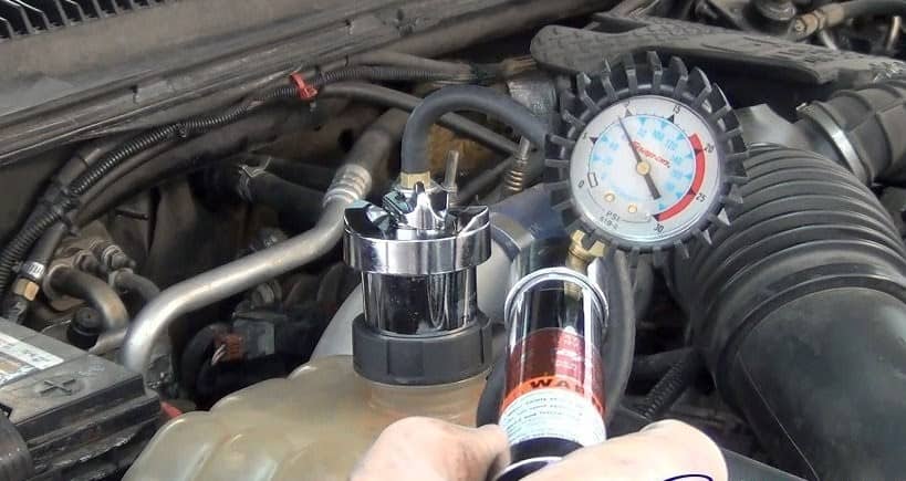 Check Water Tank Pressure With Just 5 Simple Steps to secure Garage Thanh Phong Auto HCM 2022