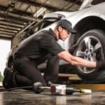 Under what circumstances is it necessary to change a Car Tire Professionally Garage Thanh Phong Auto HCM 2022