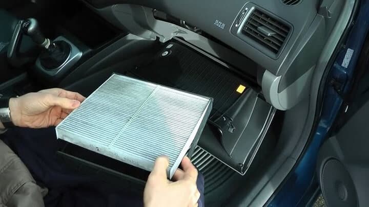 When to Replace the Air Filter in the Quality Cabin Garage Thanh Phong Auto HCM 2023