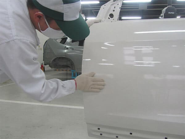 The Importance of Professional Car Paint Surface Correction Process Thanh Phong Auto HCM 2022