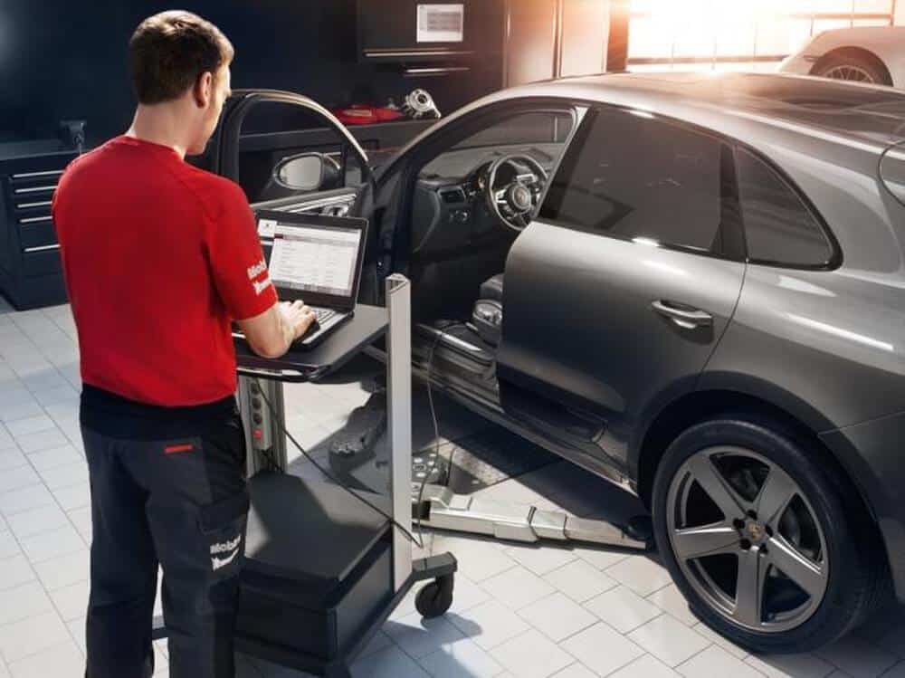 Note when maintaining and repairing porsche cars