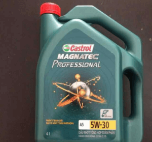Genuine Castrol Magnatec Professional A5 5W30 premium lubricants from Garage Thanh Phong Auto HCM 2023