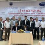 The signing ceremony of cooperation between University of Science and Technology - VNU HCM - Faculty of Traffic Engineering and professional Thanh Phong Auto Garage Thanh Phong Auto HCM 2022