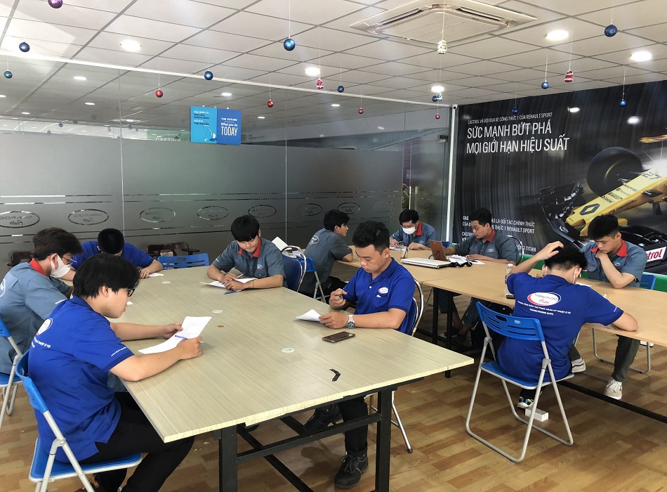 Find a place to teach basic auto repair in HCM