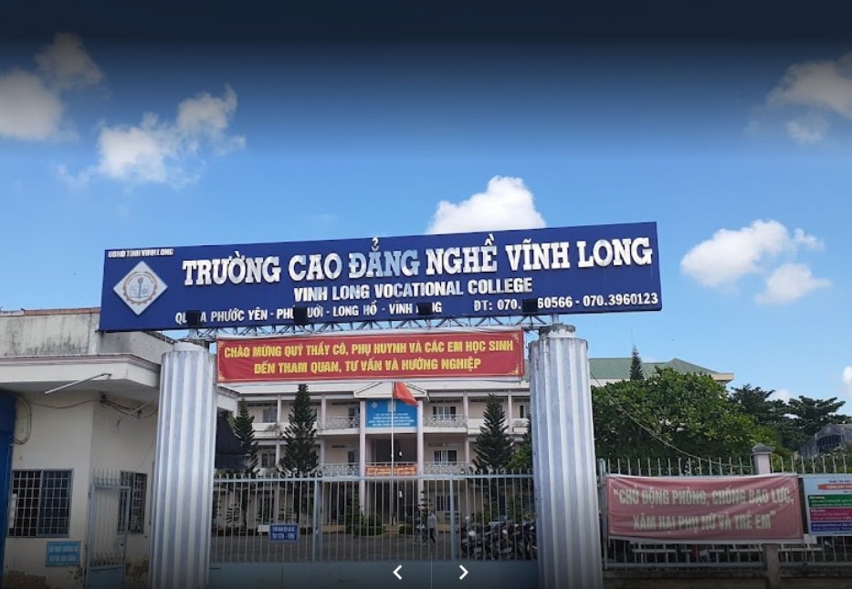 Automotive repair training course at Vinh Long Vocational College
