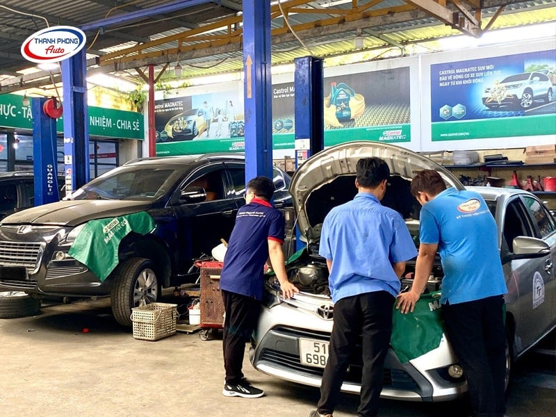 - Quy Trình Thay Dầu Nhớt Ô Tô Định Kỳ Chuẩn Gara