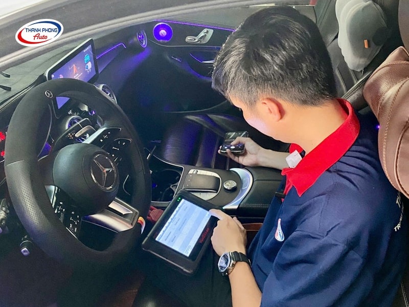 - Quy Trình Thay Dầu Nhớt Ô Tô Định Kỳ Chuẩn Gara