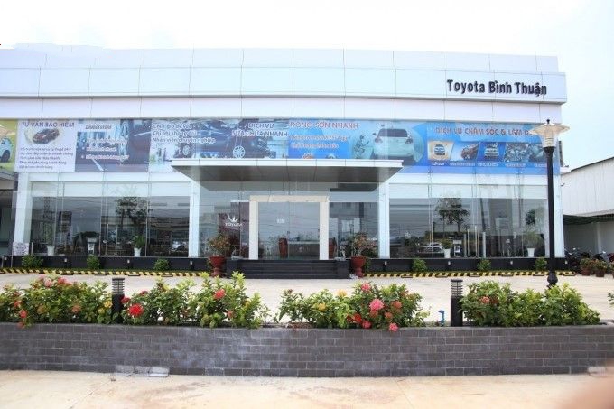 Toyota Binh Thuan - Receive teaching and training for professional auto repairers