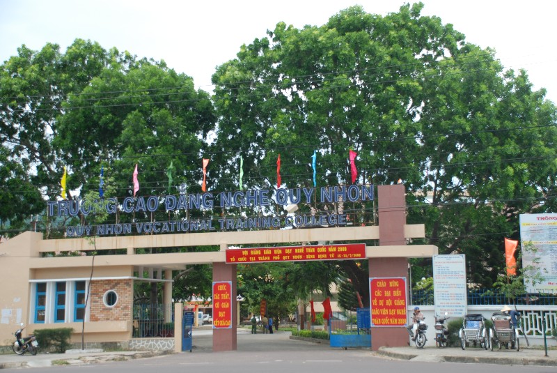 Quy Nhon College of Engineering and Technology