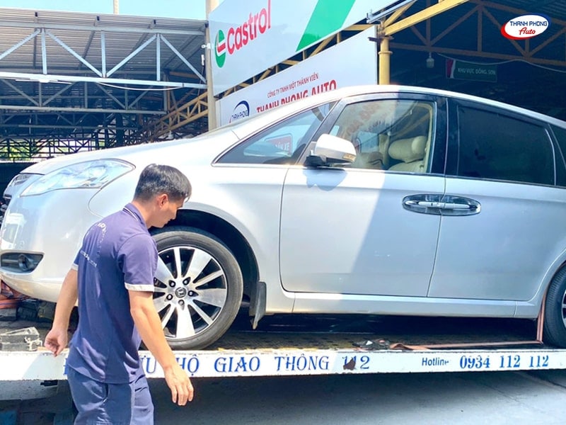 - Dịch Vụ Cứu Hộ Ô Tô 24/7 Tại HCM: Giải Pháp Toàn Diện Cho Mọi Sự Cố Trên Đường