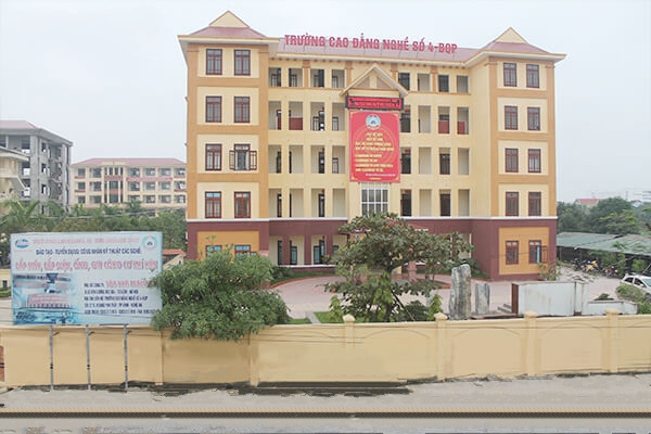 Vocational College No. 4 - Ministry of National Defense