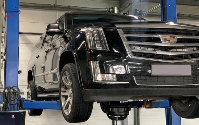 - Cách Chọn Trung Tâm Sửa Chữa, Bảo Dưỡng Xe Cadillac Uy Tín