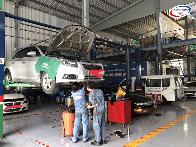 - Dịch Vụ Bảo Dưỡng Bôi Trơn Ô Tô Tại HCM Uy Tín, Giá Tốt