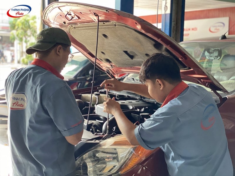 - Dịch Vụ Vệ Sinh Họng Ga Và Buồng Đốt Ô Tô Tại HCM Uy Tín