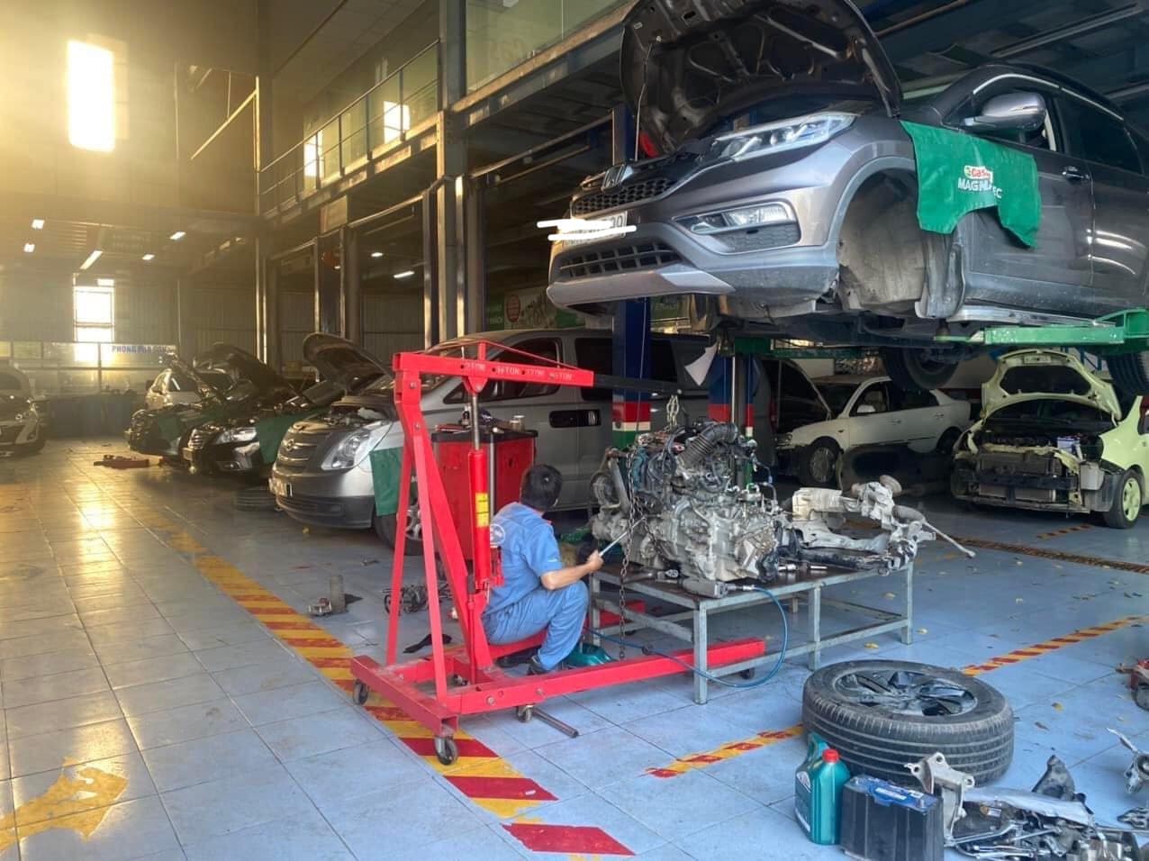 Dịch Vụ Đại Tu Động Cơ Ô Tô BMW Chính Hãng Tại TPHCM cao cấp Garage Thanh Phong Auto HCM 2023