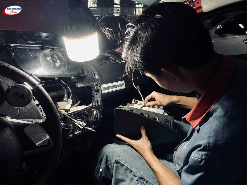 Đơn vị nào bảo dưỡng định kỳ ô tô lưu động tại nhà chuyên nghiệp tại HCM?