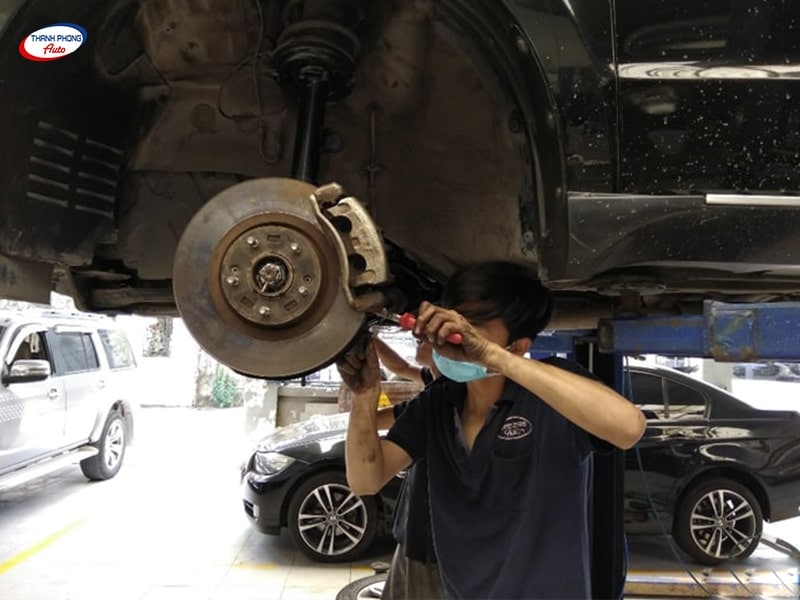 - A-Z Về Hệ Thống Phanh/ Thắng Xe Ô Tô