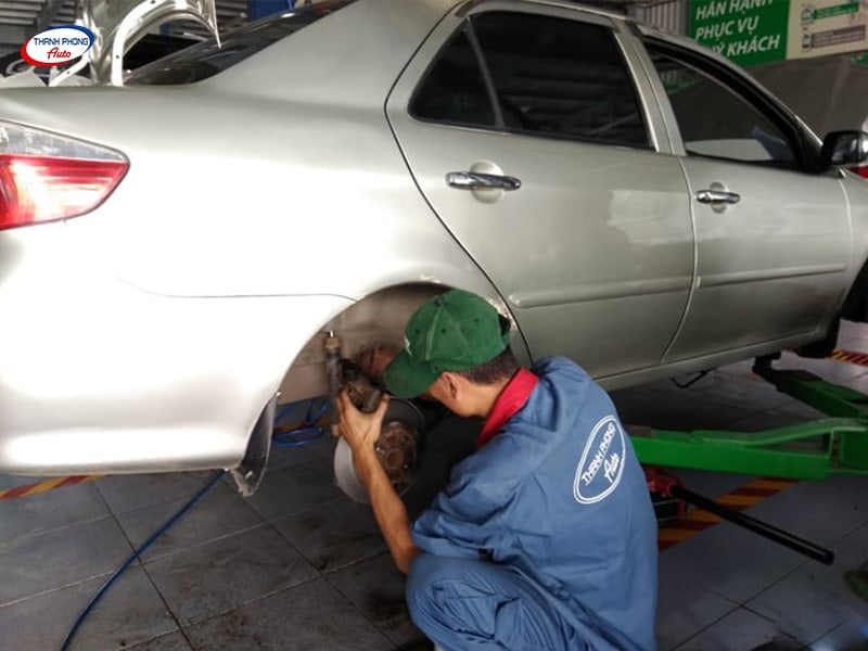 - A-Z Về Hệ Thống Phanh/ Thắng Xe Ô Tô