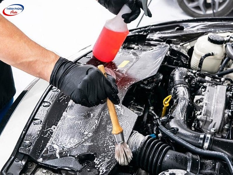 - Vệ Sinh Bảo Dưỡng Khoang Động Cơ Ô Tô Lưu Động Tại Nhà HCM
