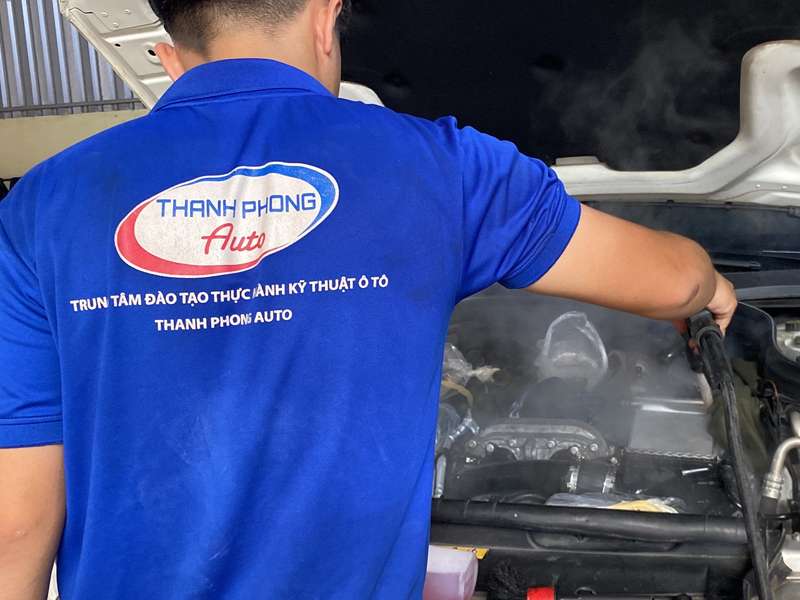 Năng lực kỹ thuật và trang thiết bị hiện đại tại Thanh Phong Auto
