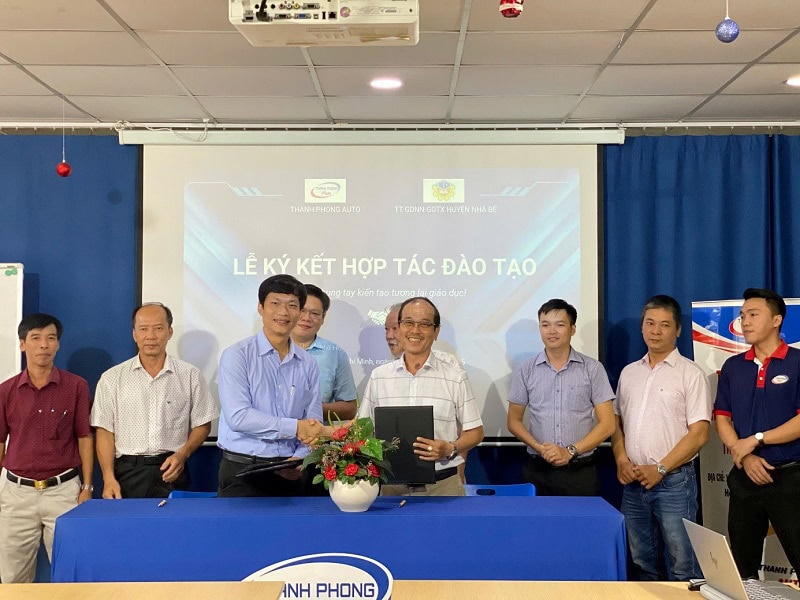 Thanh Phong Auto Ký Kết Hợp Tác Đào Tạo Với Trung Tâm GDNN – GDTX Huyện Nhà Bè