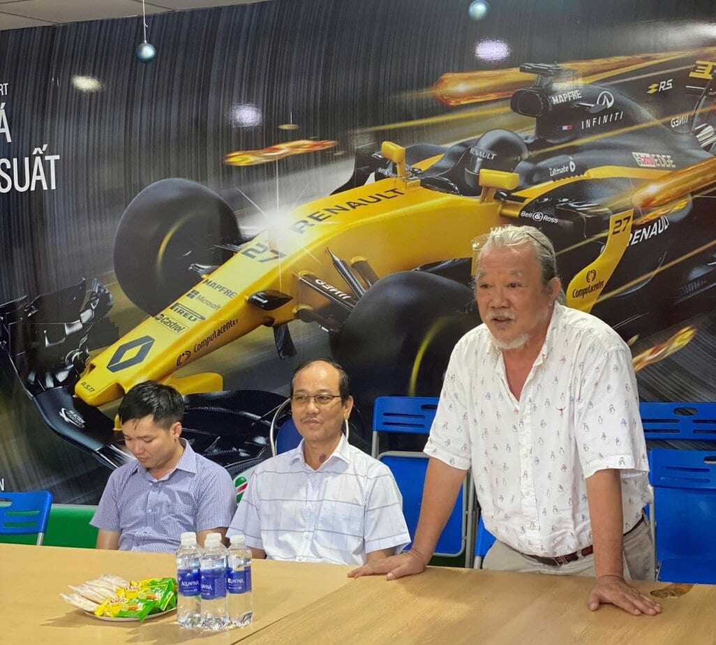Ông – Hồ Phi Long (Giám đốc Trung tâm Đào tạo Thực hành Kỹ thuật ô tô – Thanh Phong Auto phát biểu)