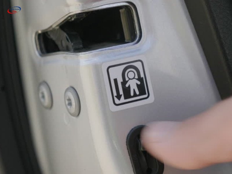 - 7 Chi Tiết Nhỏ Trên Ô Tô Và Công Dụng Bất Ngờ