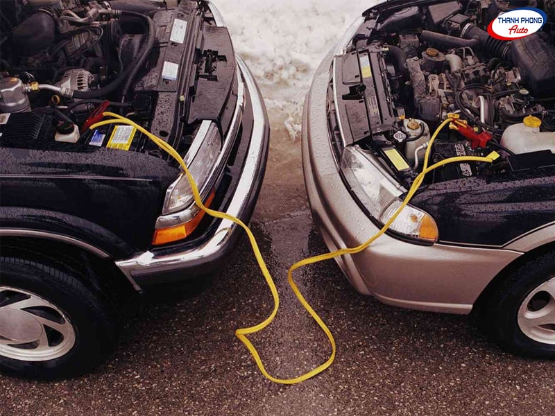 - Hướng Dẫn Câu Bình Ắc Quy Ô Tô Khi Xe Bị Hết Điện An Toàn - Hướng Dẫn Câu Bình Ắc Quy Ô Tô Khi Xe Bị Hết Điện An Toàn